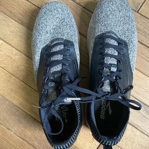 Brooks Ricochet Sneakers